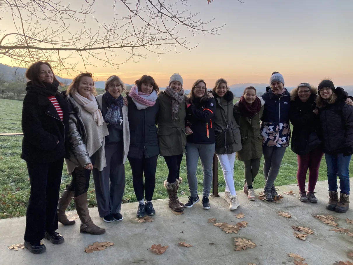 Magnifique groupe de femmes lors de la retraite Yoga Cocooning. Des moments de rires, de partage, de belles pratiques de yoga et de bons repas.